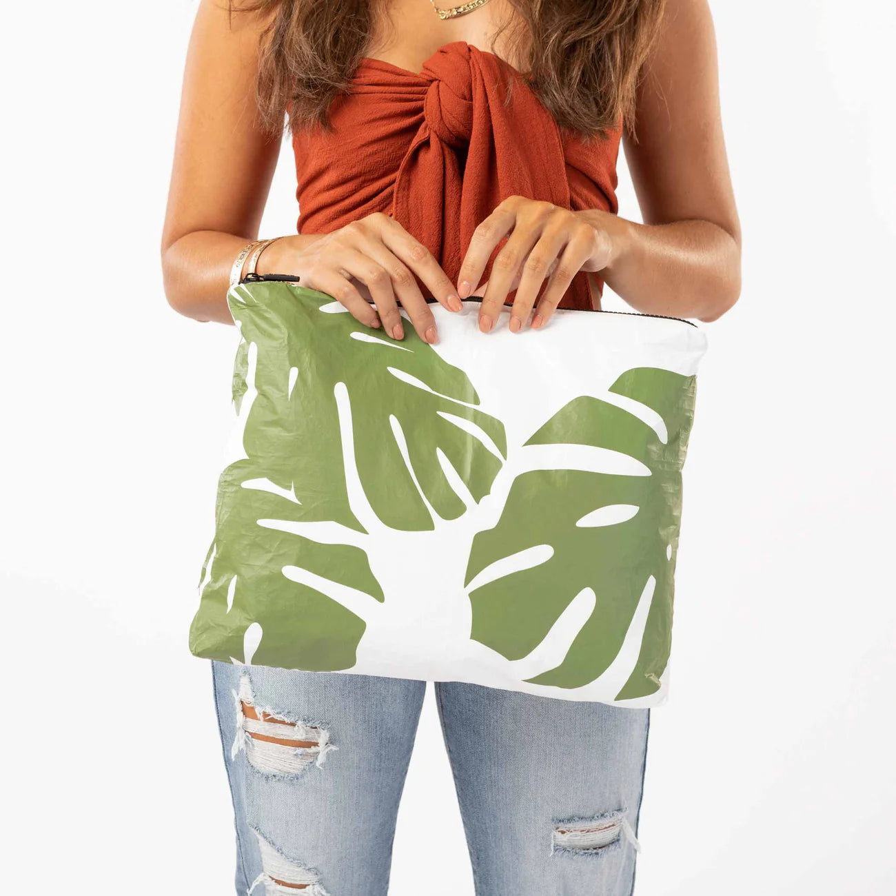 Monstera Max Pouch