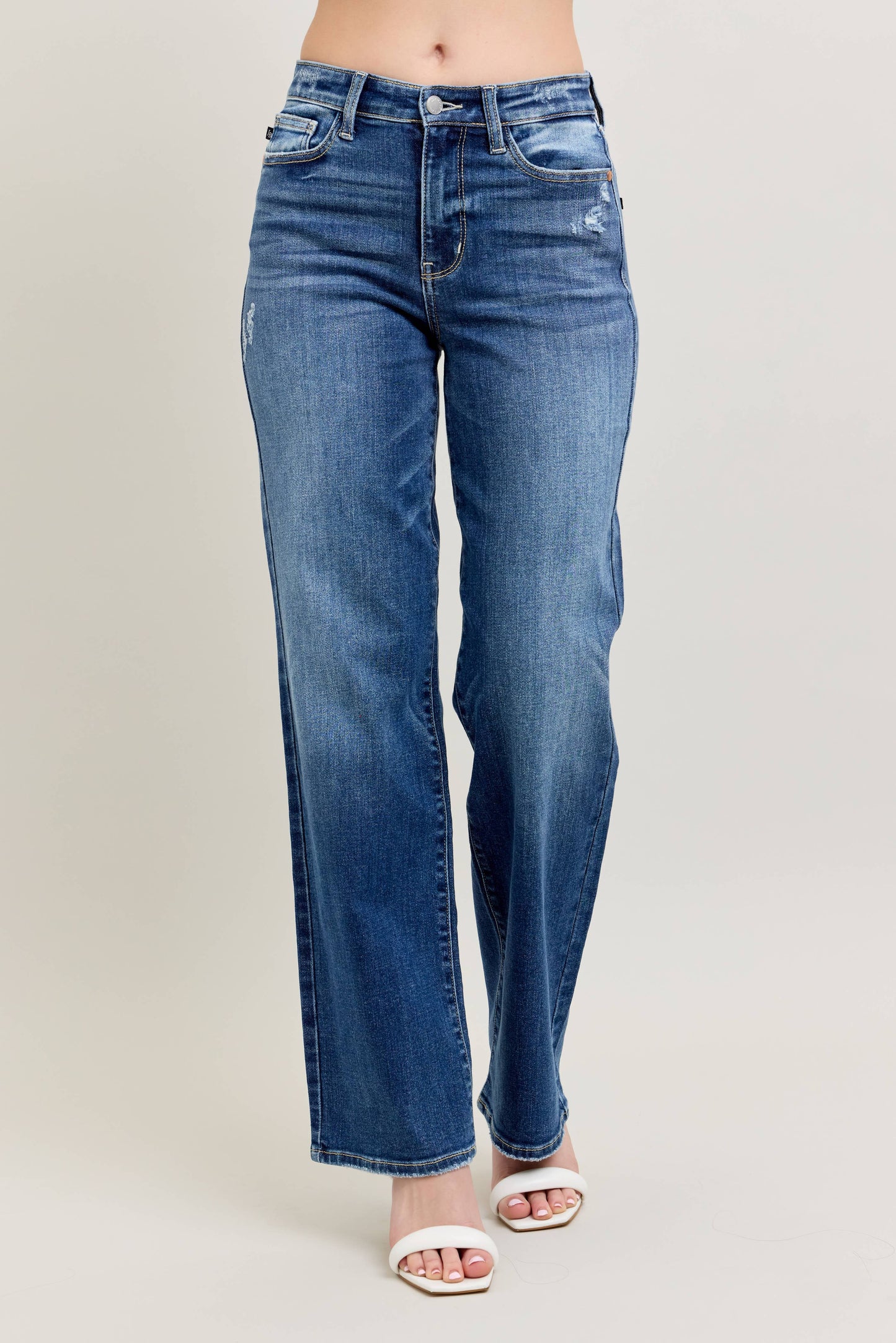 Dark Wash 90's Straight Leg