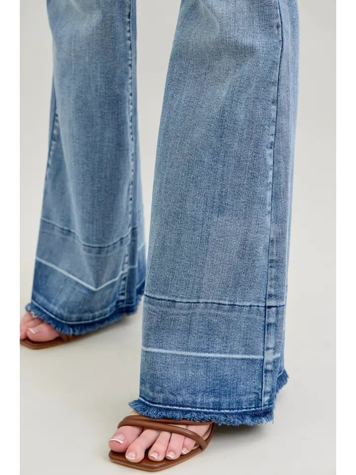 Judy Blue HW Tummy Control Flare Jeans