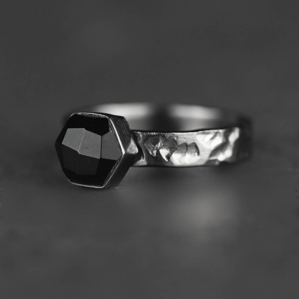 Onyx Hexagon Ring- Hammered Band  (Gunmetal)